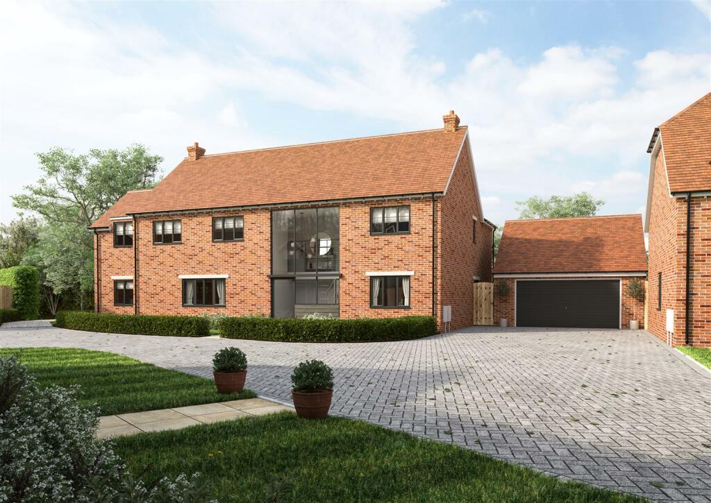 5 bedroom detached house for sale in The Brambles, Sundon Road