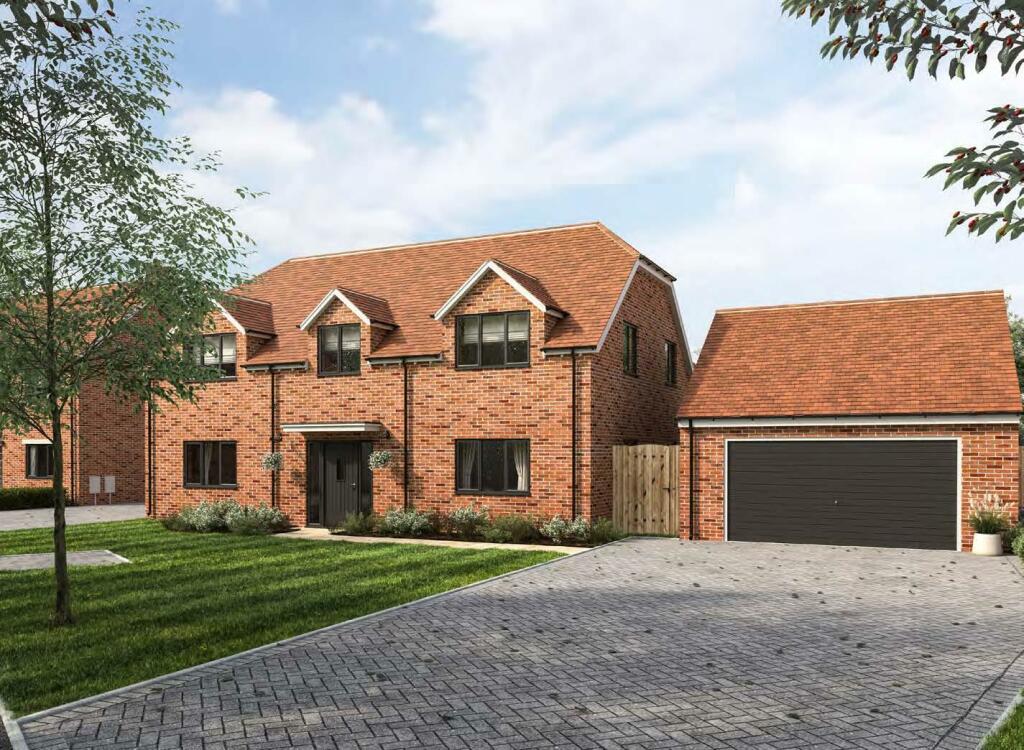 5 bedroom detached house for sale in The Brambles, Sundon Road