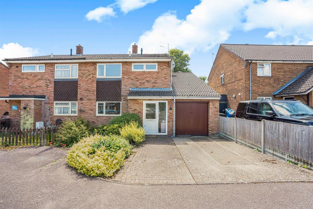 Main image of property: Hawthorn Way, Silsoe