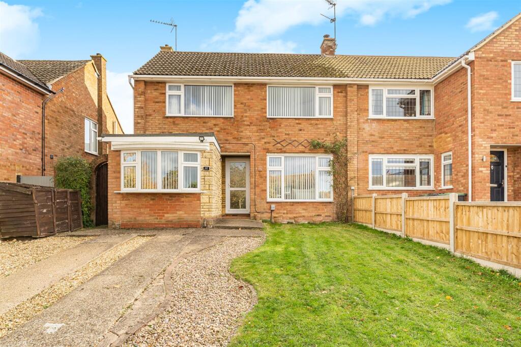 Main image of property: Lincoln Way, Harlington, Dunstable