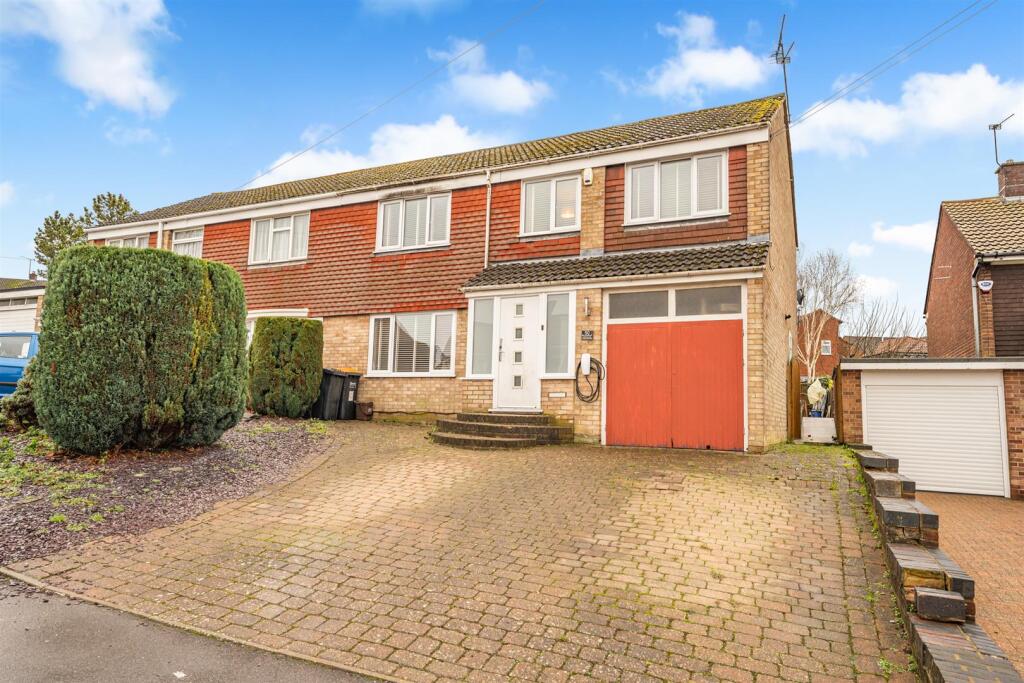 Main image of property: Appleby Gardens, Dunstable
