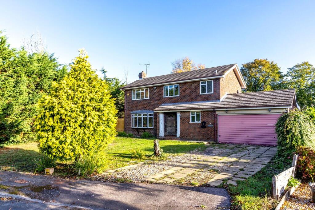 Main image of property: Hurstlands, Billingshurst, RH14