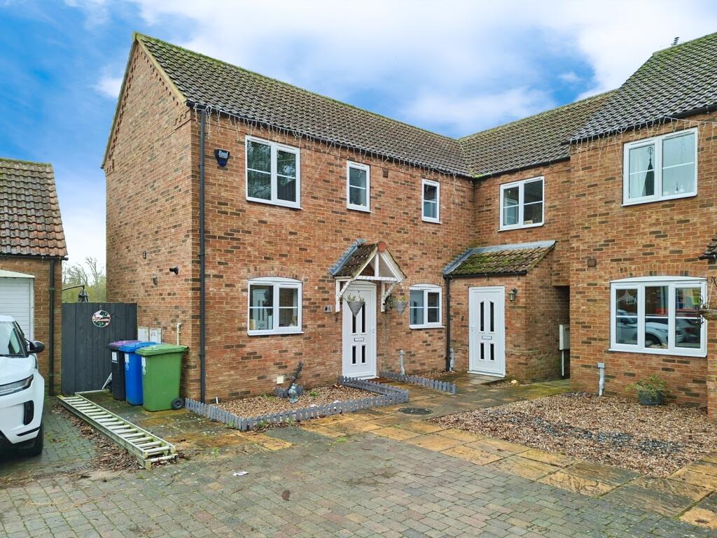 Main image of property: The Old School Yard, Swineshead, Boston