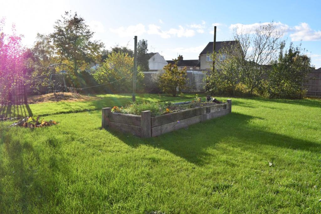 2 bedroom detached bungalow for sale in Chestnut Terrace, Sutton Bridge
