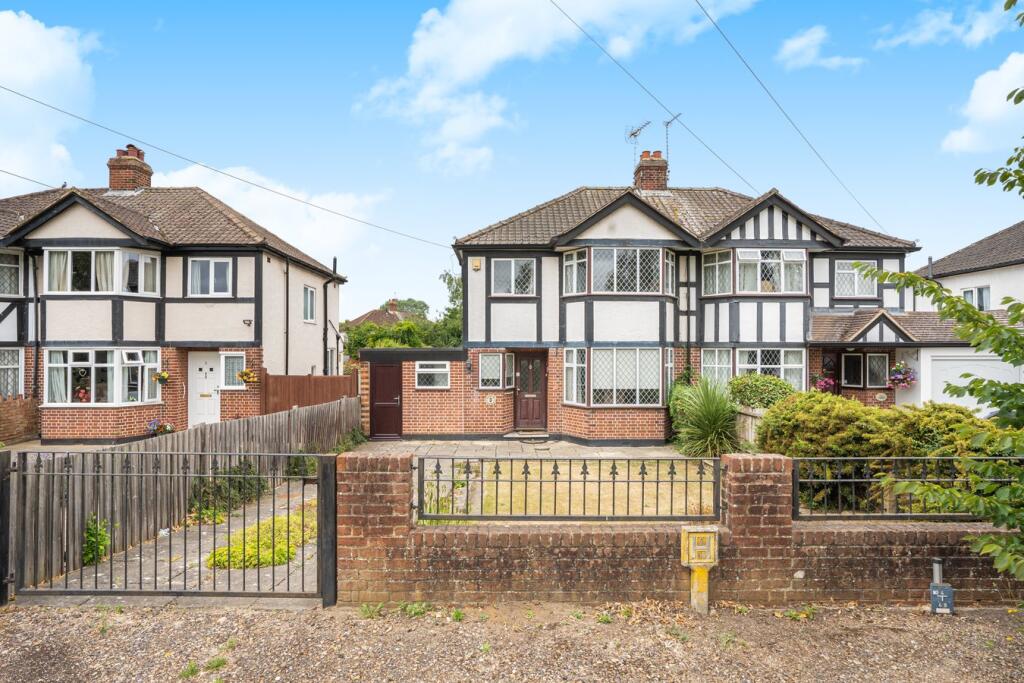 Main image of property: Worple Road, Staines-upon-Thames, TW18