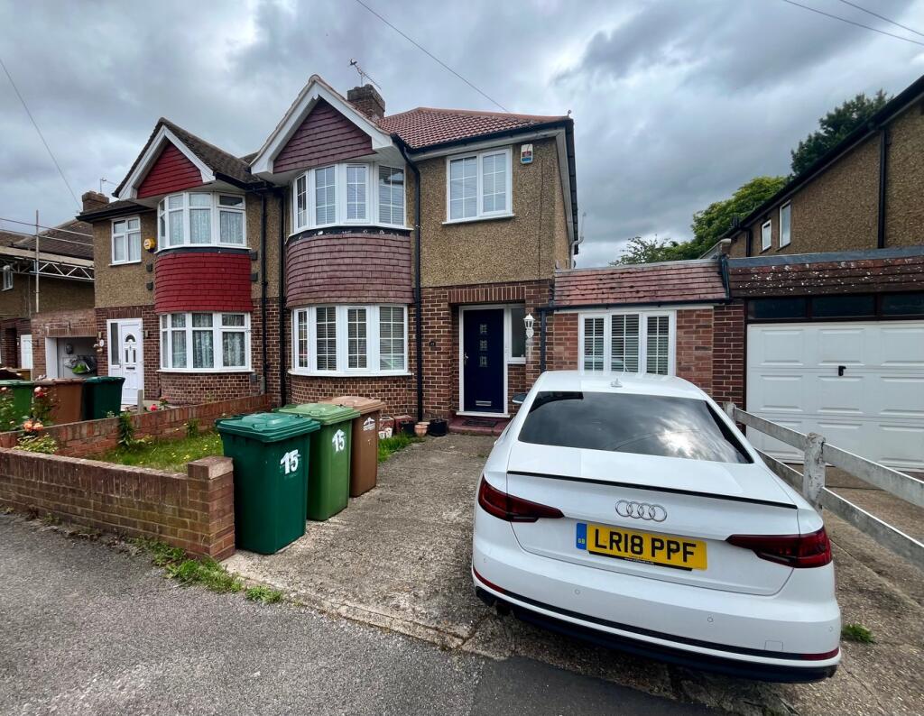 Main image of property: Stanhope Heath, Stanwell, Staines-upon-Thames, TW19
