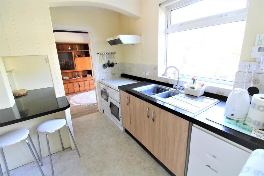 4 bedroom house for sale in Bowness Road, Bexleyheath, DA7