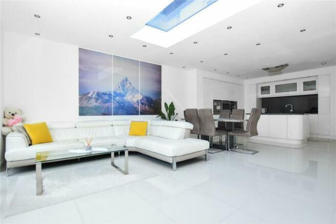 Additional property image - Normanhurst Avenue, Bexleyheath