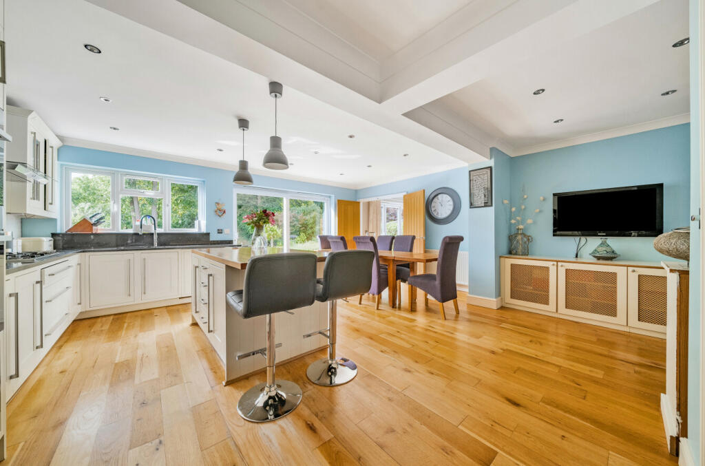 Additional property image - Kevington Drive, Chislehurst, BR7
