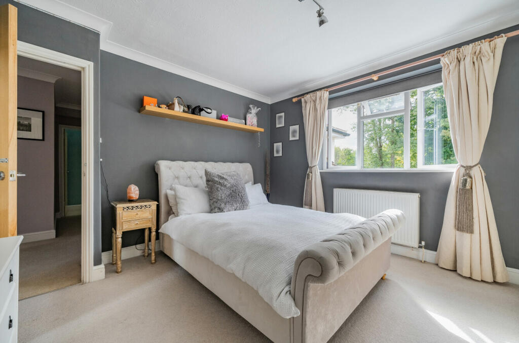 Additional property image - Kevington Drive, Chislehurst, BR7