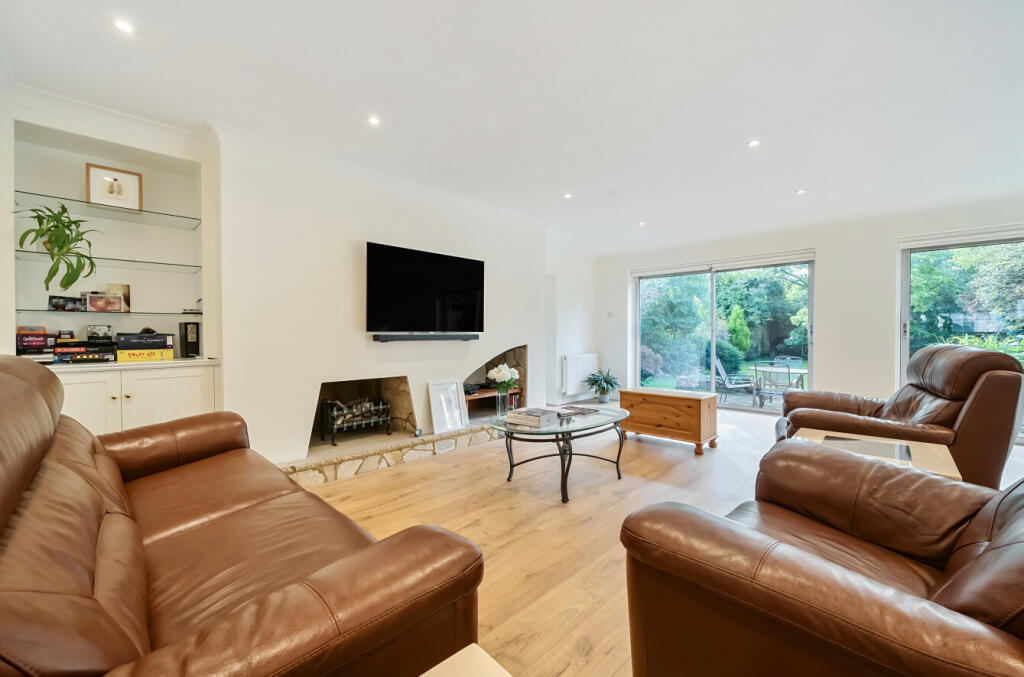 Additional property image - Wood Ride, Petts Wood, BR5