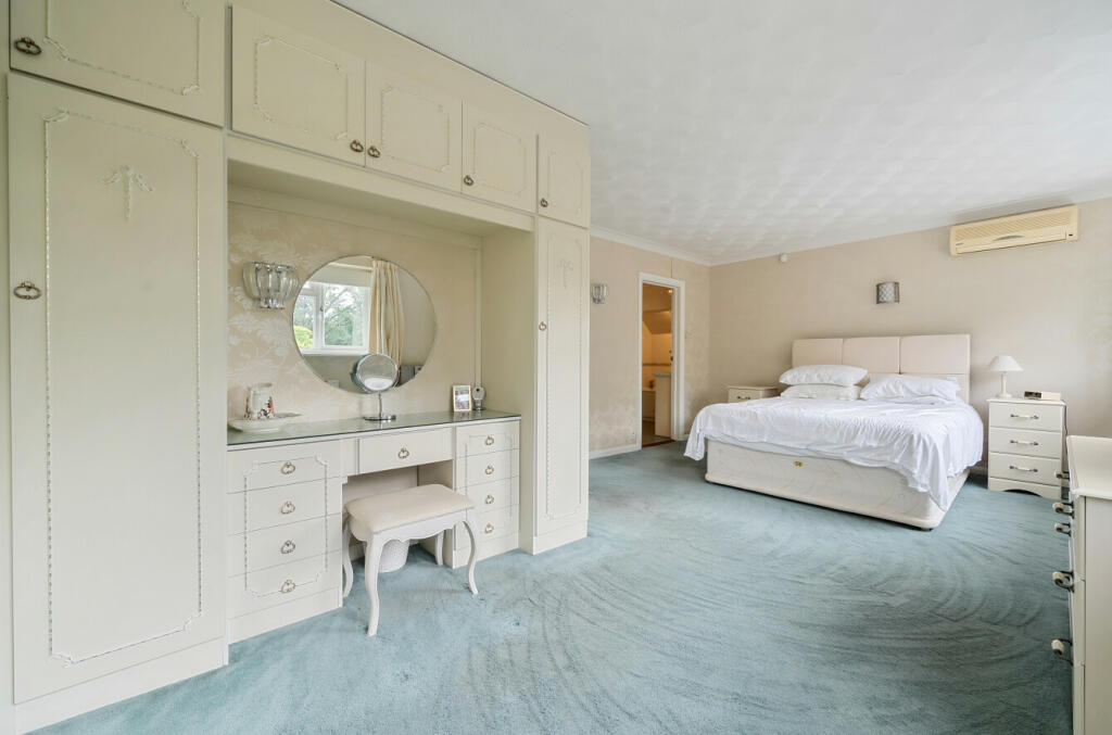 Additional property image - Wood Ride, Petts Wood, BR5