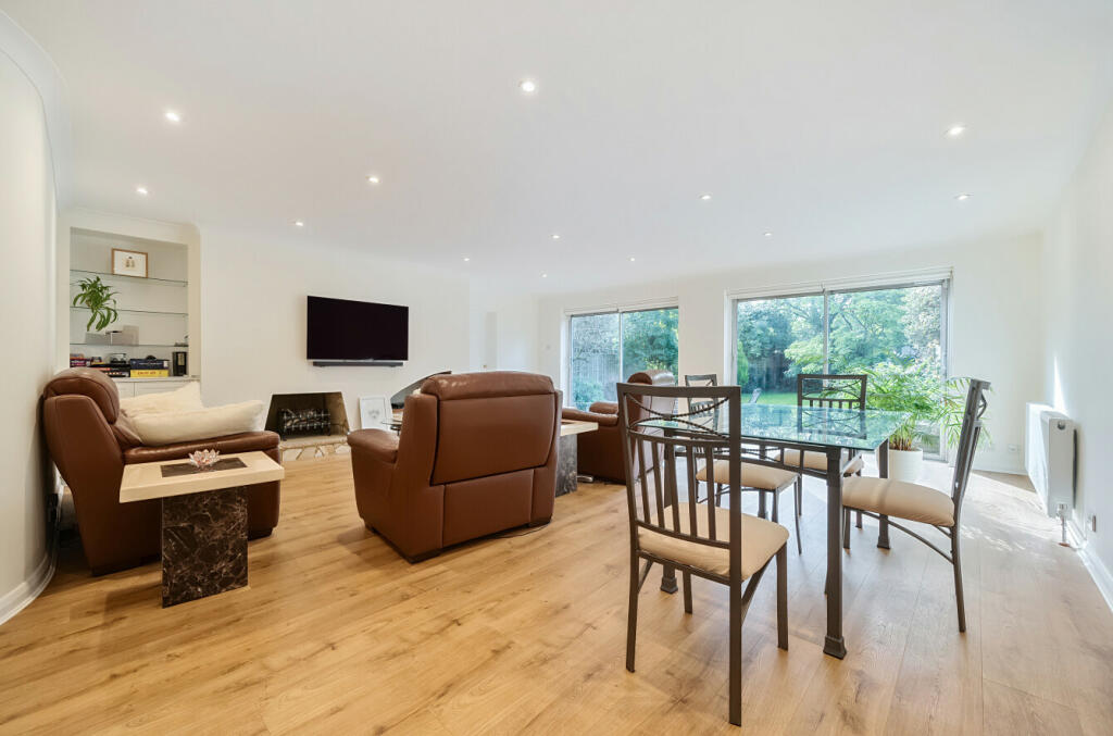 Additional property image - Wood Ride, Petts Wood, BR5