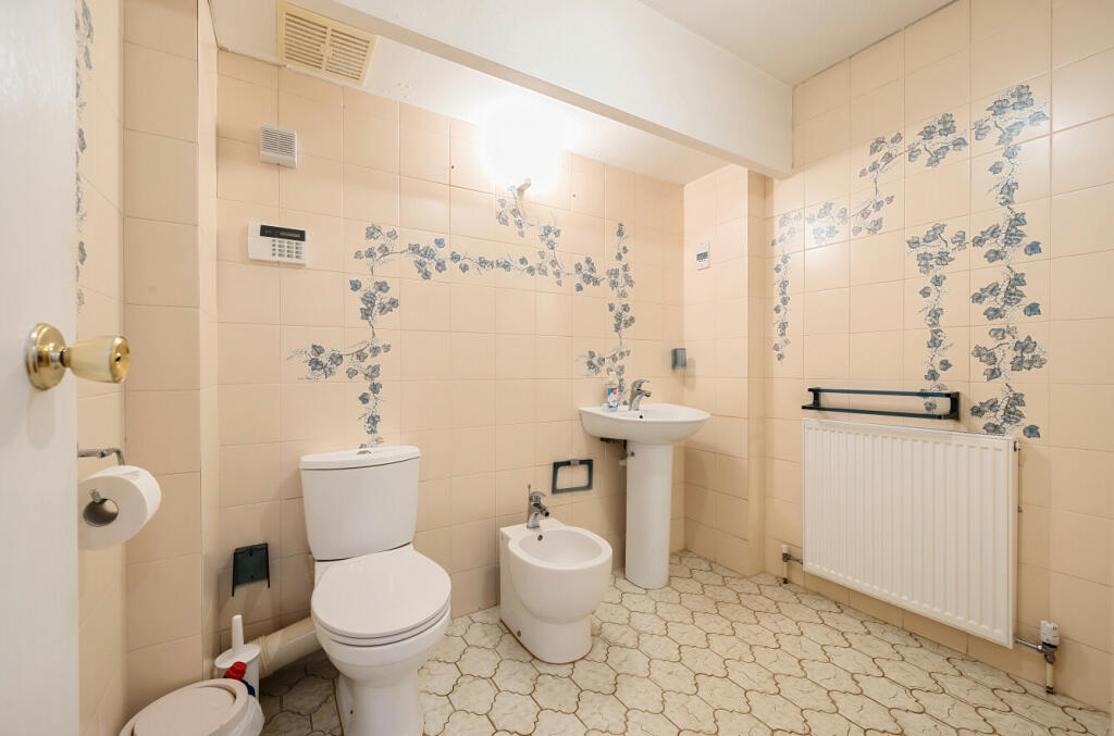 Additional property image - Wood Ride, Petts Wood, BR5