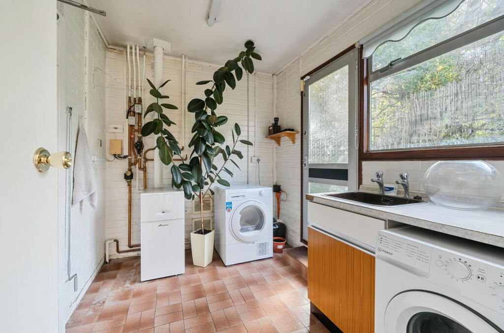 Additional property image - Wood Ride, Petts Wood, BR5