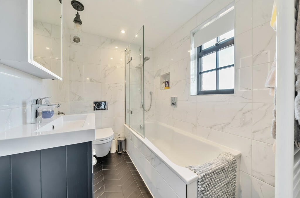 Additional property image - Princes Avenue, Petts Wood, Orpington, BR5