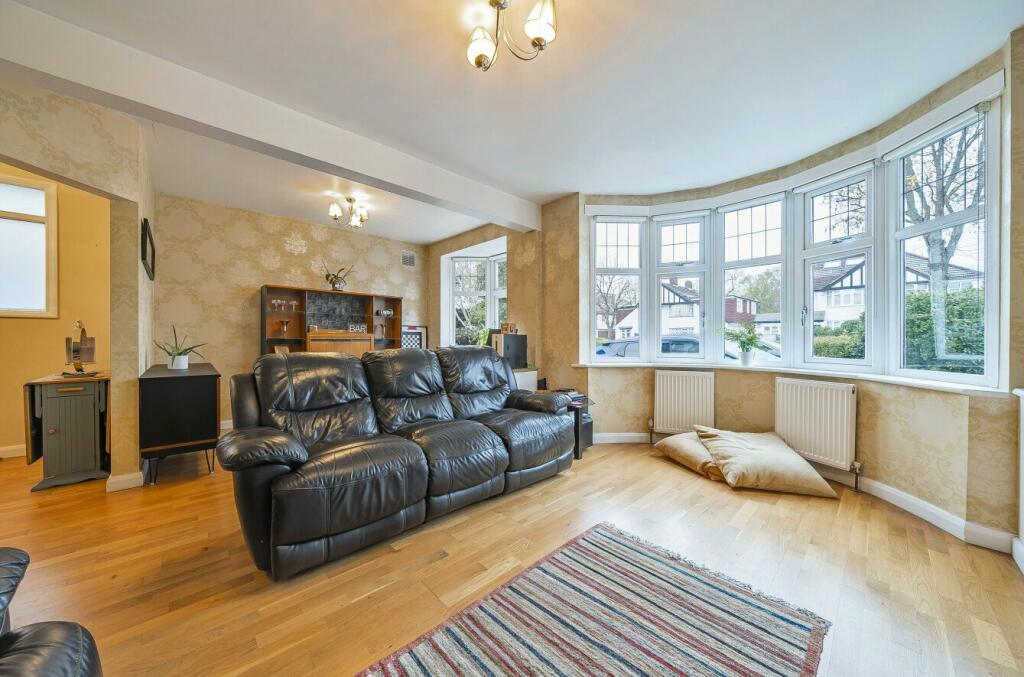 Additional property image - Southborough Lane, Bromley, BR2