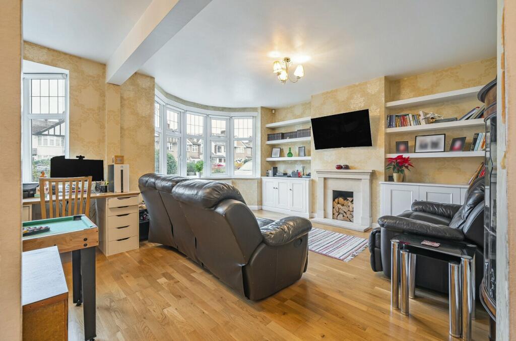 Additional property image - Southborough Lane, Bromley, BR2