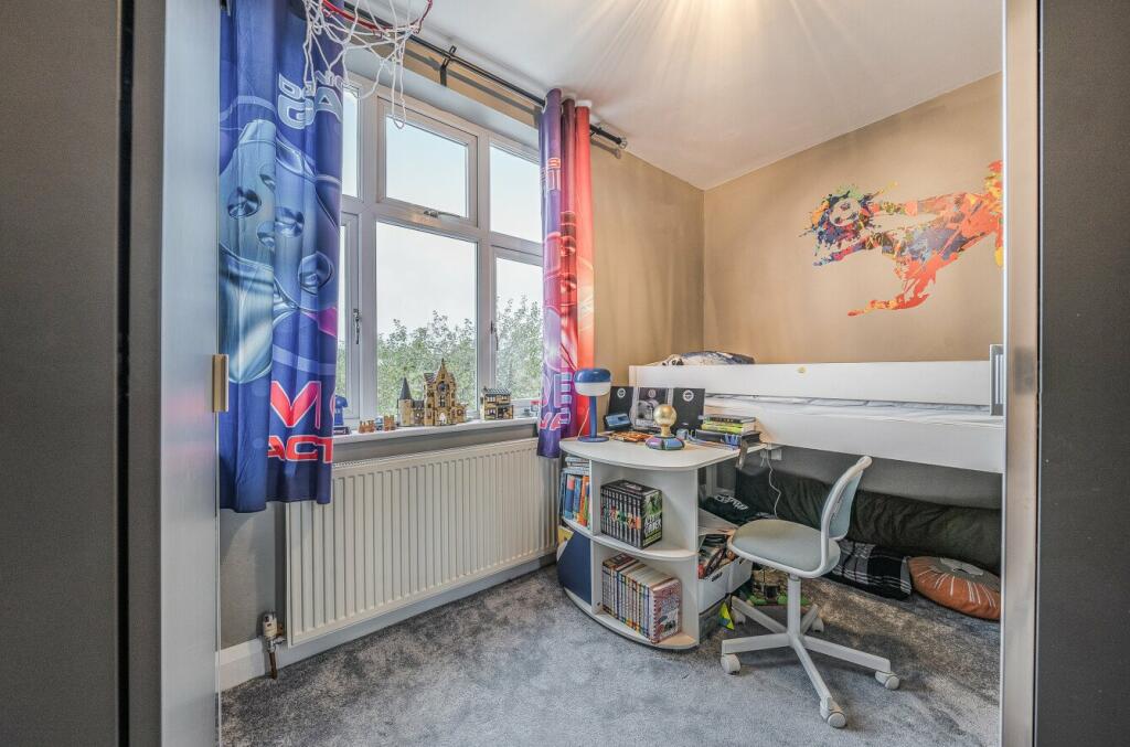 Additional property image - Southborough Lane, Bromley, BR2