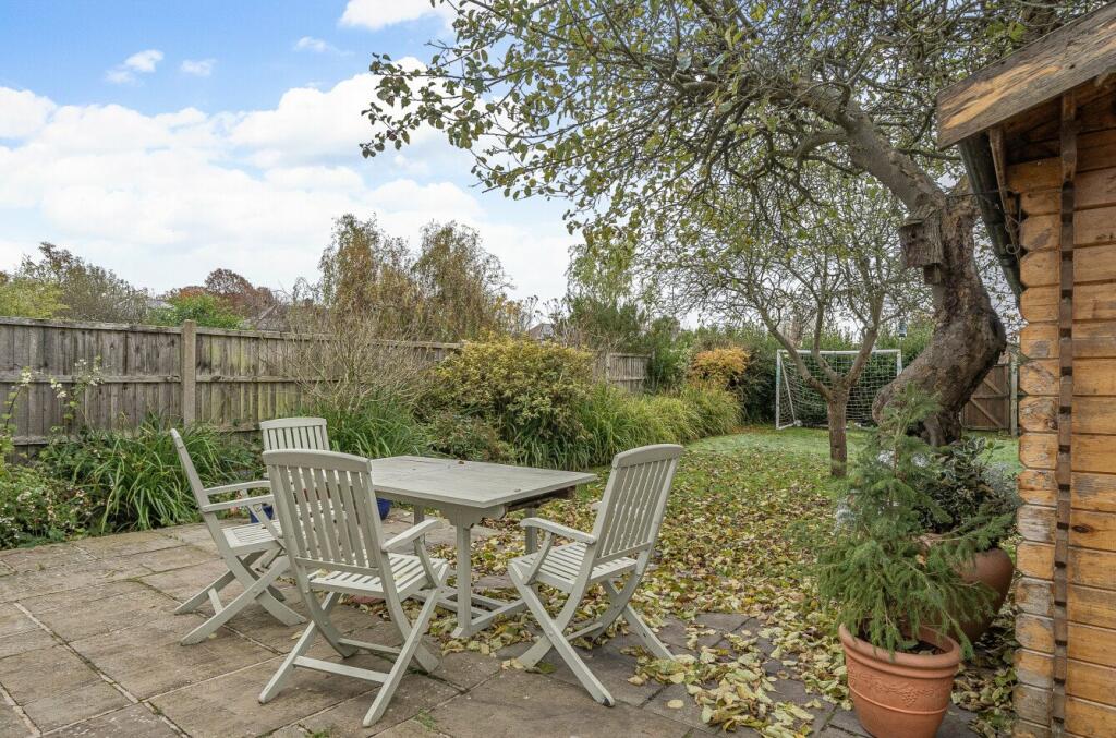 Additional property image - Southborough Lane, Bromley, BR2