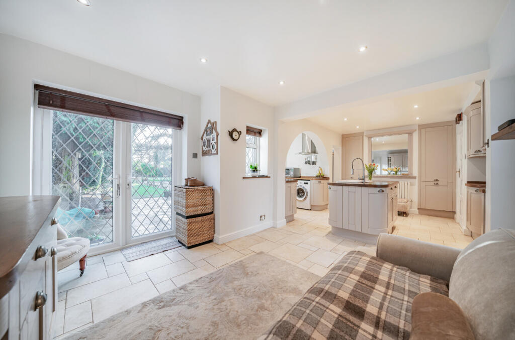 Additional property image - The Chenies, Petts Wood, Orpington, BR6