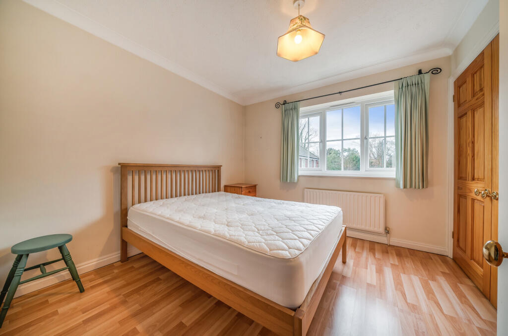 Additional property image - Duxberry Close, Bromley, BR2