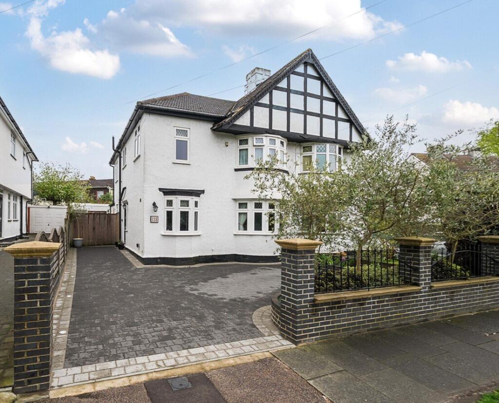 Main image of property: Southborough Lane, Bromley, BR2