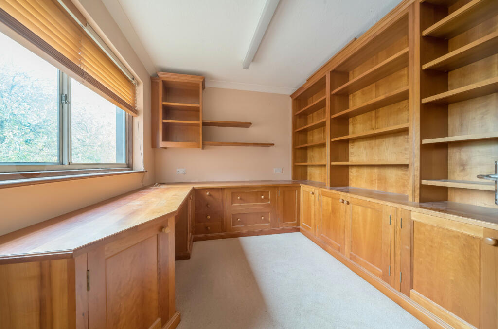 Additional property image - Chislehurst Road, Chislehurst, Kent, BR7