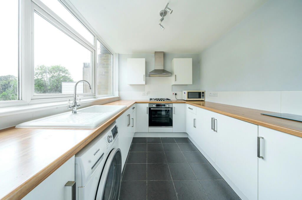 Additional property image - Willow Grove, Chislehurst, Kent, BR7