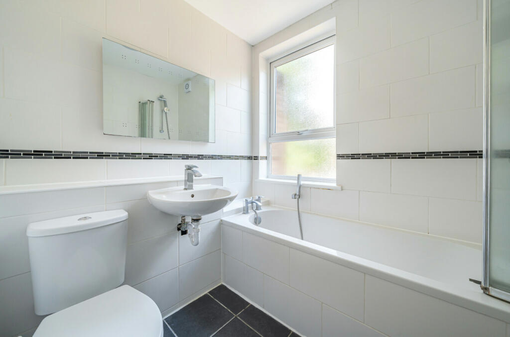 Additional property image - Willow Grove, Chislehurst, Kent, BR7