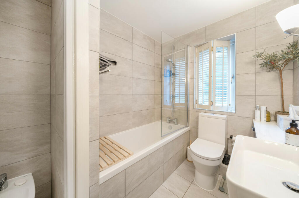 Additional property image - Romney Drive, Bromley, Kent, BR1