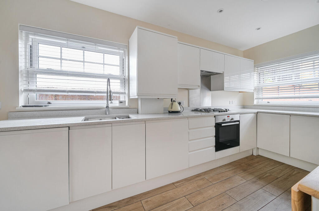 Additional property image - Viscount Mews, Chislehurst, Kent, BR7