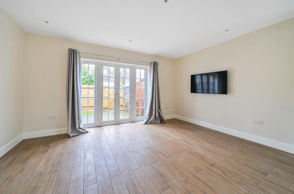 Additional property image - Viscount Mews, Chislehurst, Kent, BR7