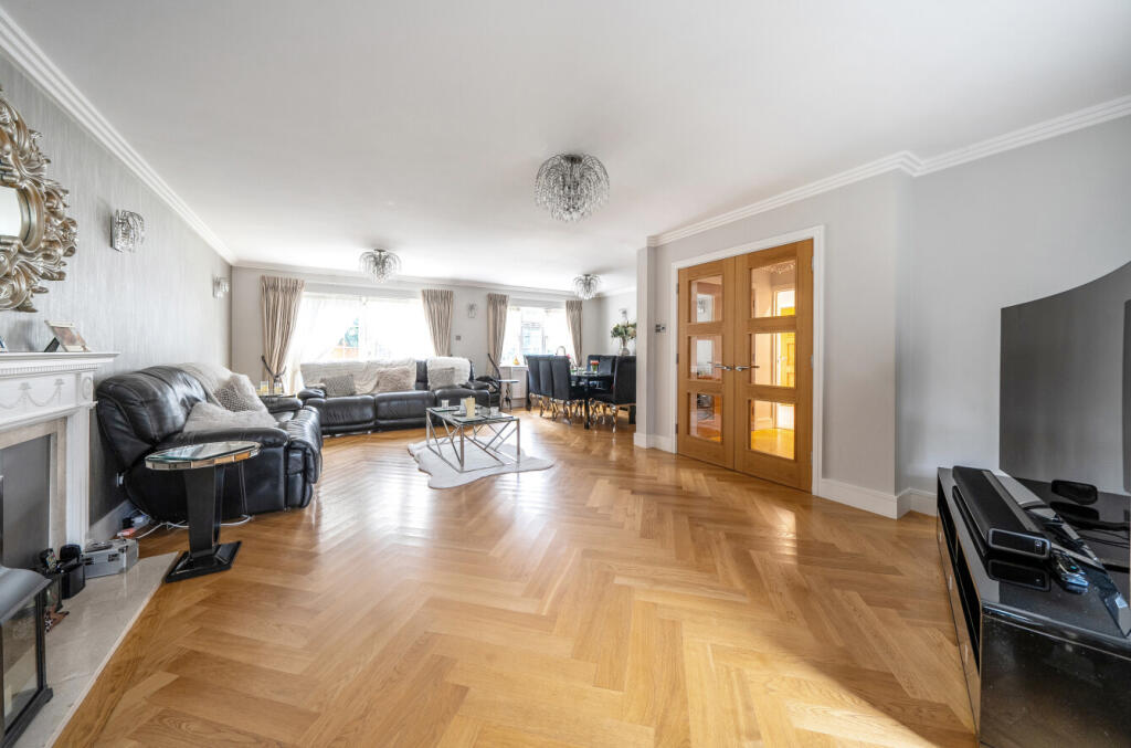 Additional property image - Dickens Drive, Chislehurst, KENT, BR7