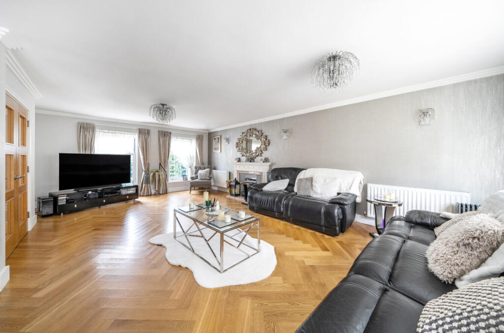 Additional property image - Dickens Drive, Chislehurst, KENT, BR7