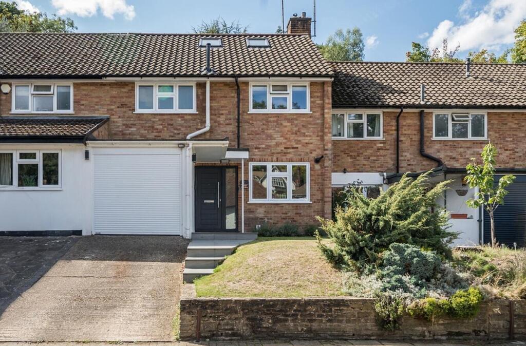 Main image of property: Lower Camden, Chislehurst, Kent, BR7