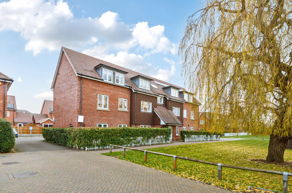 Main image of property: Oaktree Gardens, New Eltham, London, SE9
