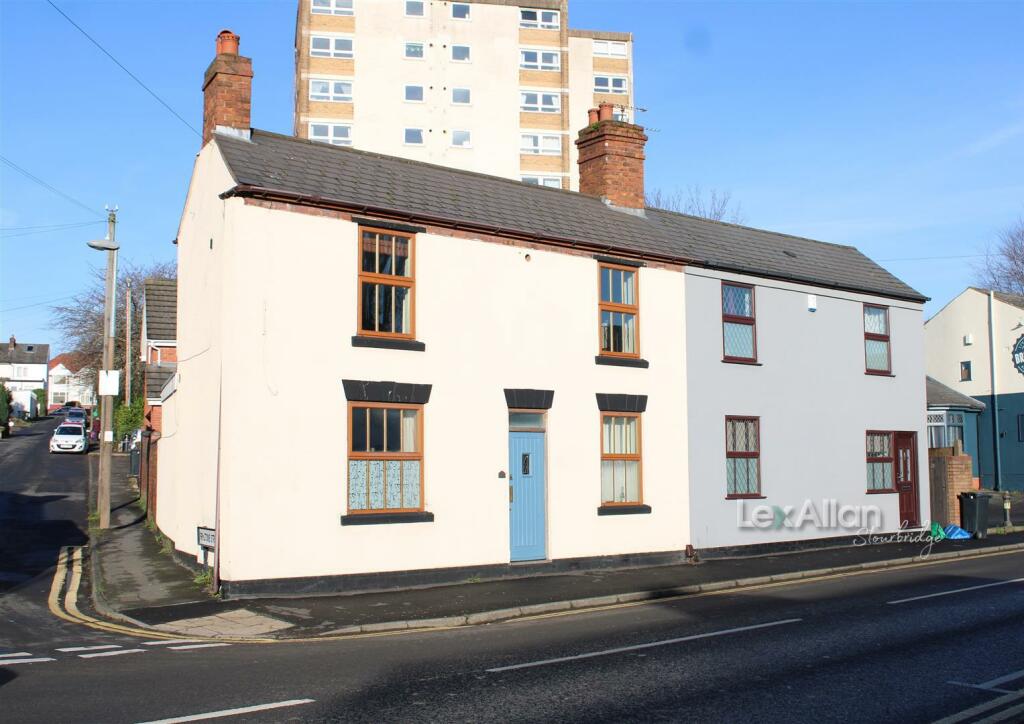 2 bedroom semidetached house for sale in High Street, Wollaston