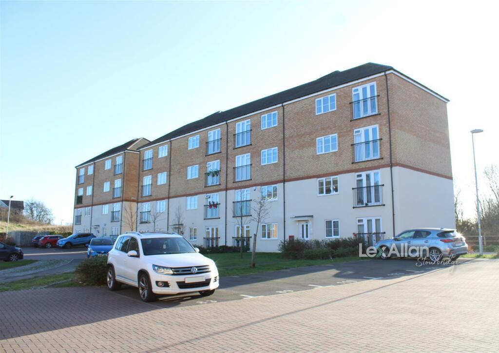 2 bedroom apartment for sale in Field Sidings Way, Kingswinford, DY6