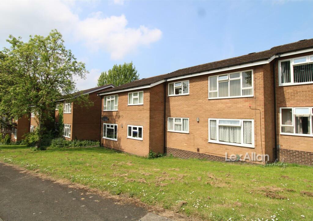 1 bedroom apartment for sale in Chawn Hill Close, Stourbridge, DY9