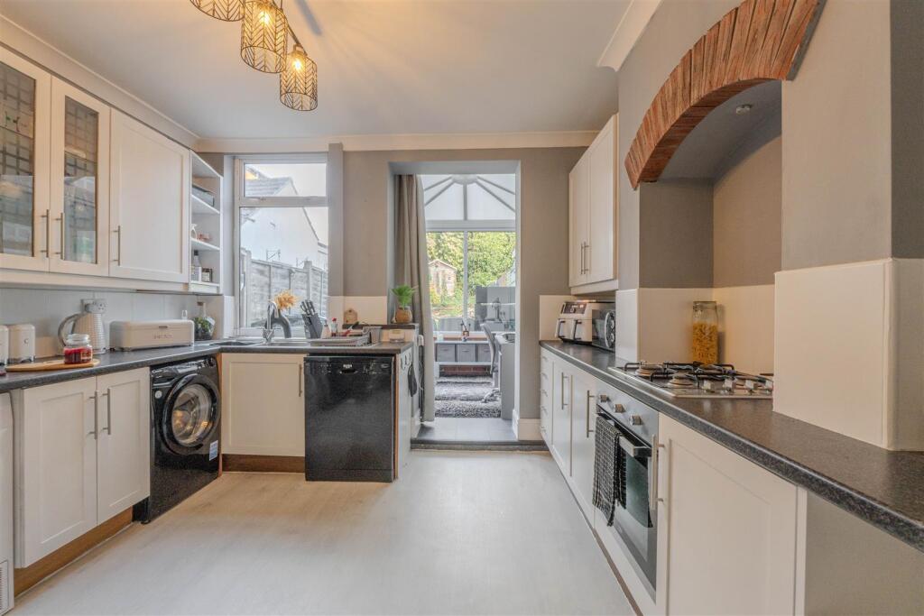 Additional property image - Station Road, Cradley Heath