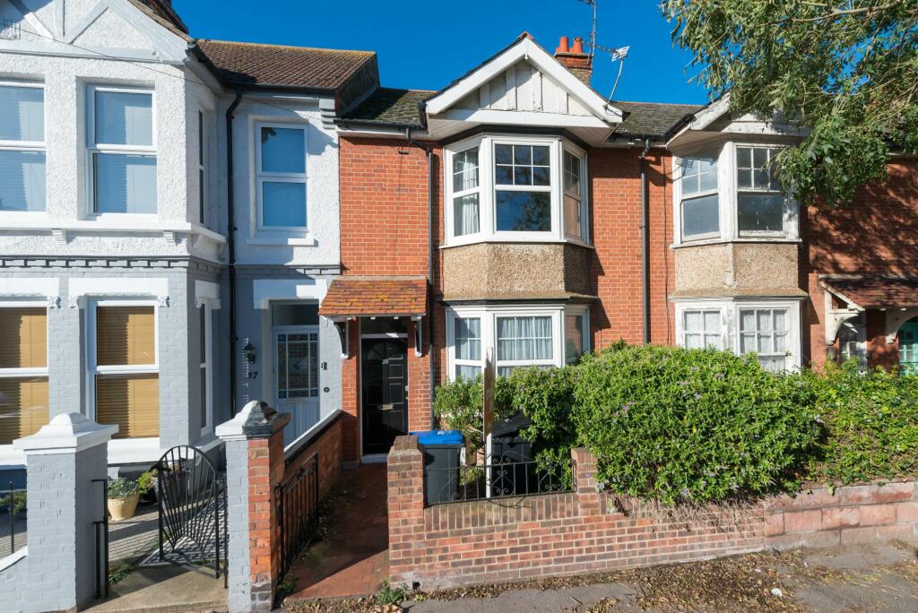 3 bedroom terraced house for sale in Dumpton Park Drive, Ramsgate, CT11