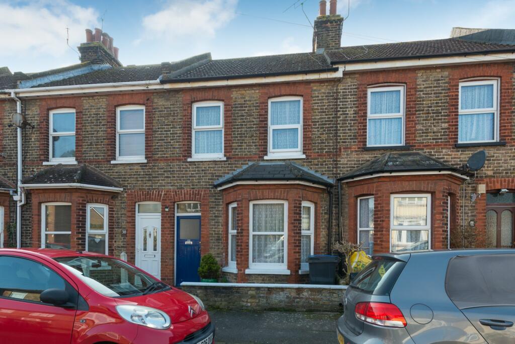 2 bedroom terraced house for sale in Clifton Road, Ramsgate, CT11