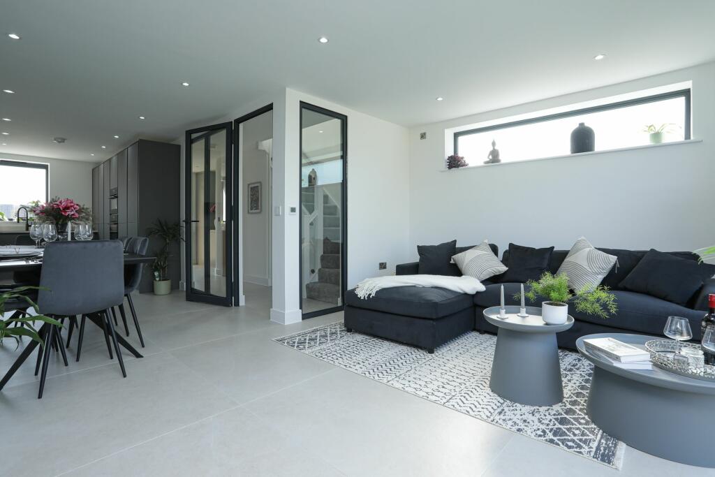 Additional property image - Haine Lodge, Ramsgate, CT12