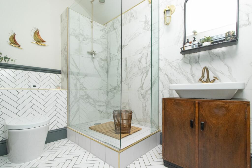 Additional property image - Victoria Parade, Victoria Mansion, CT11