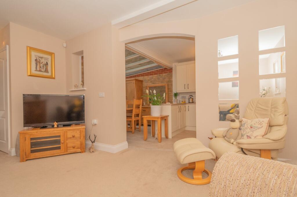 Additional property image - Albion Court, Ramsgate, CT11
