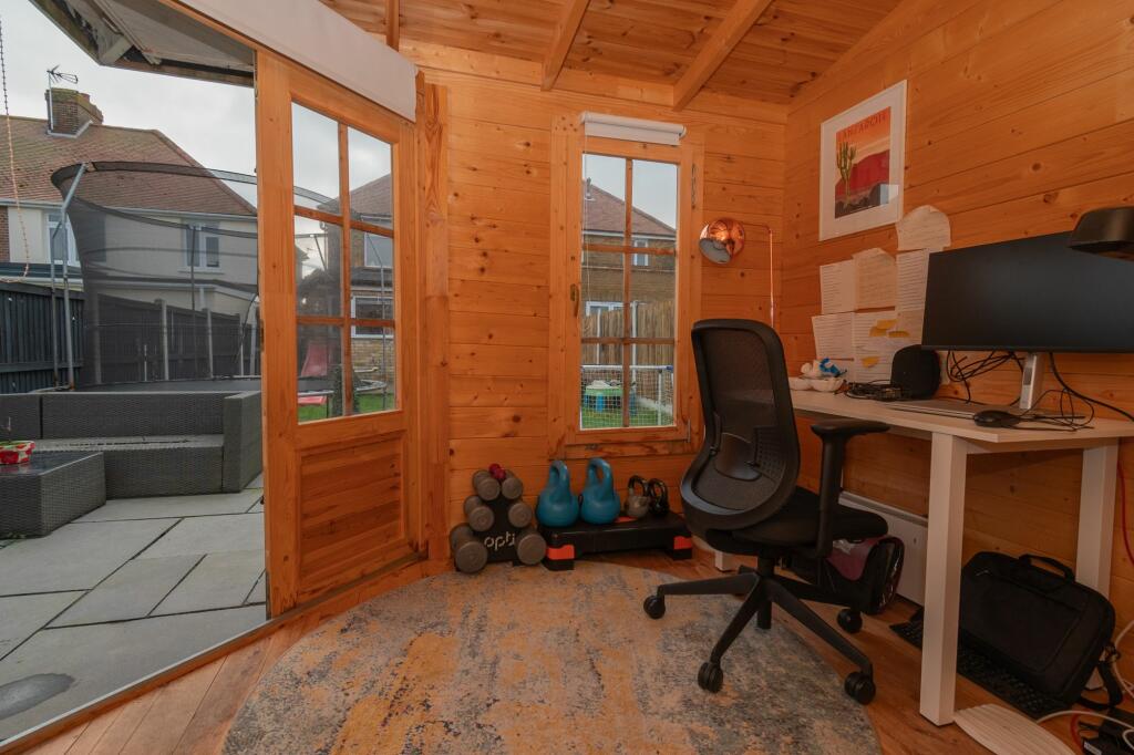 Additional property image - Ashburnham Road, Ramsgate, CT11
