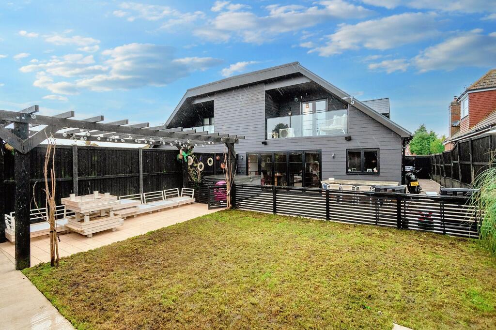 Additional property image - Cliff View Road, Cliffsend, CT12