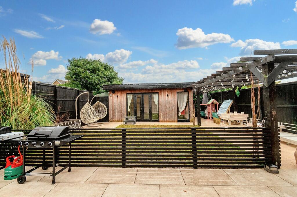 Additional property image - Cliff View Road, Cliffsend, CT12