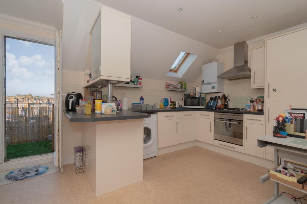 Additional property image - Cannonbury Road, Lime Grove Cannonbury Road, CT11